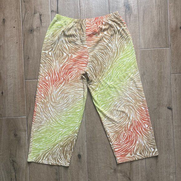 [NWT] Cropped Pajama Pants - Picture 3 of 3